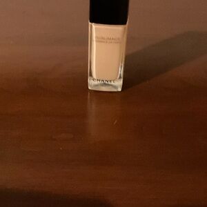 CHANEL Sublimage Le Teint Foundation - Tan